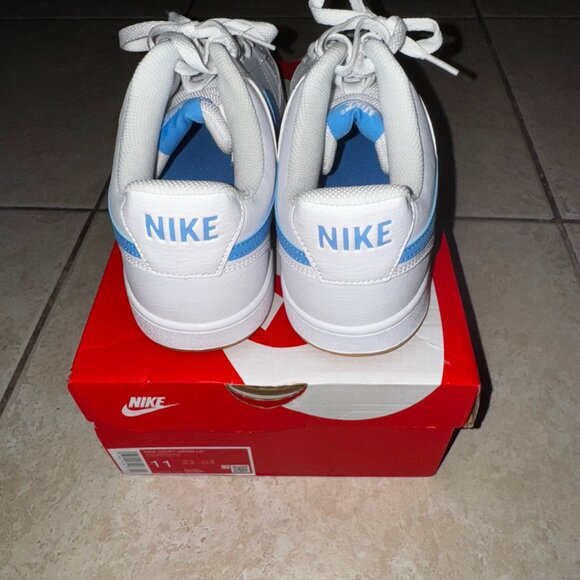 Nike Men’s Court Vision Low Casual Sneakers 11 Worn for 3 hours ONLY! White Blue main image 3